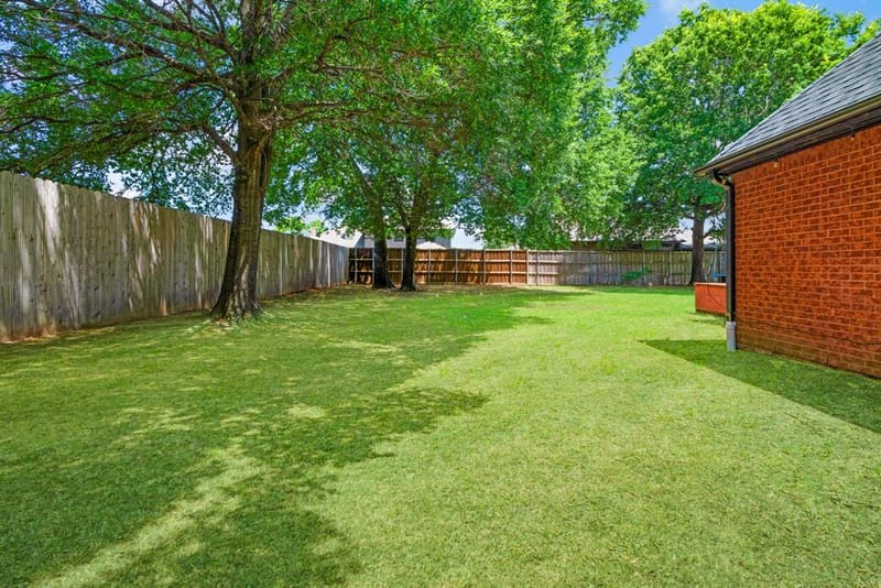 3035 Oak Creek Drive, Paris TX 75462 - Photo 25
