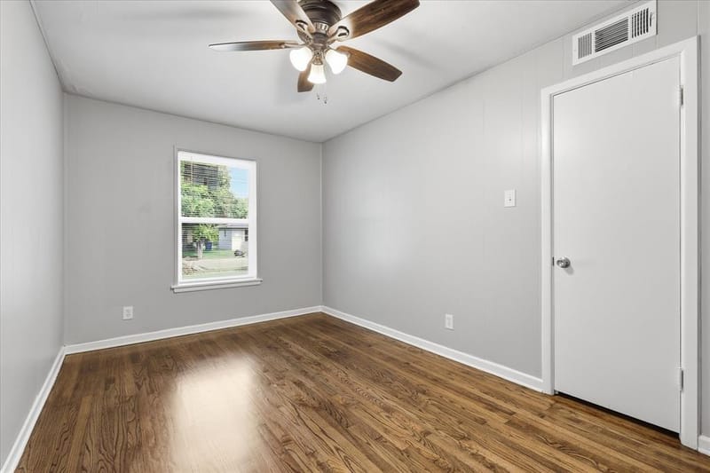 2129 Gaylord Drive, Dallas TX 75227 - Photo 25