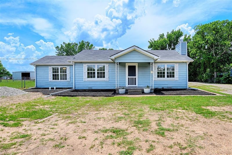 2619 E Seagoville Road, Seagoville TX 75159