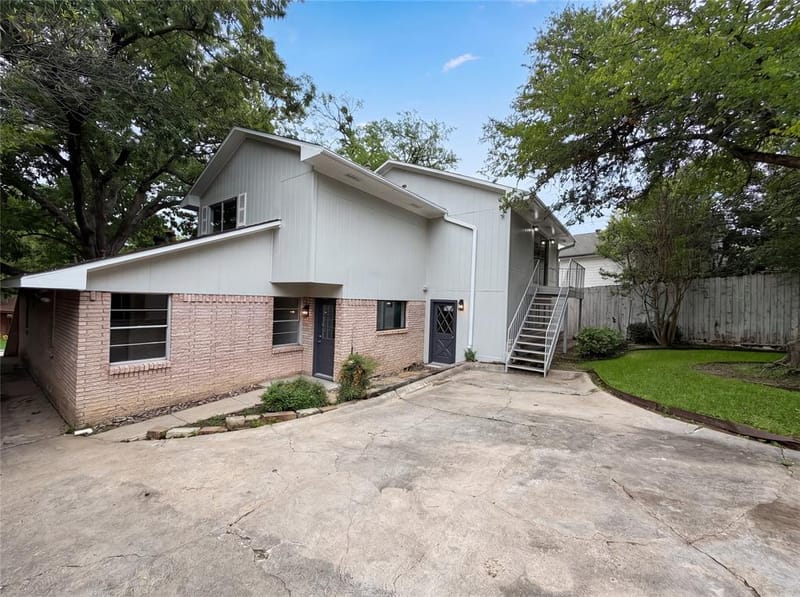 6878 Burwood Lane, Dallas TX 75214 - Photo 19