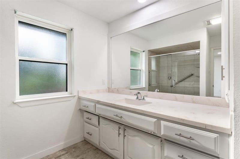 216 N Stovall Drive, Robinson TX 76706 - Photo 27