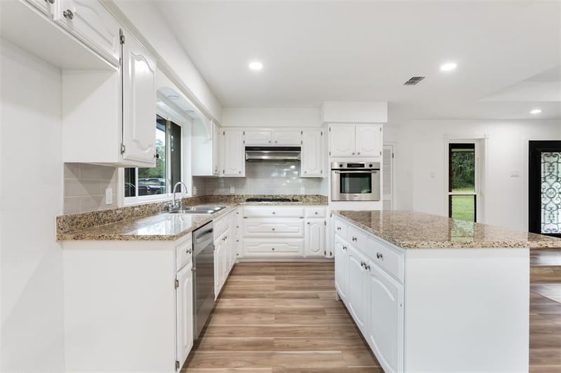 216 N Stovall Drive, Robinson TX 76706 - Photo 14