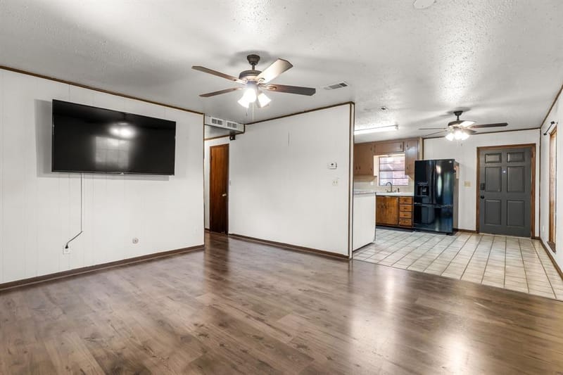 373 Ingred Street, Waco TX 76705 - Photo 4