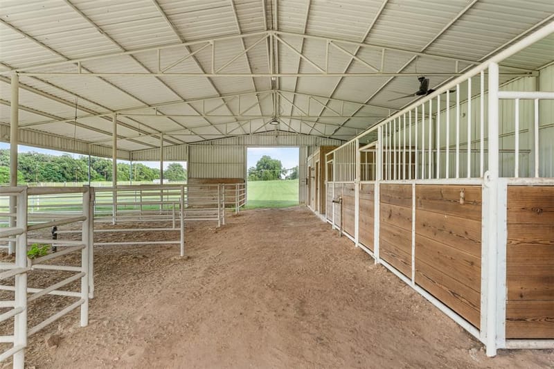 1215 E Stegall Road, Robinson TX 76706 - Photo 39