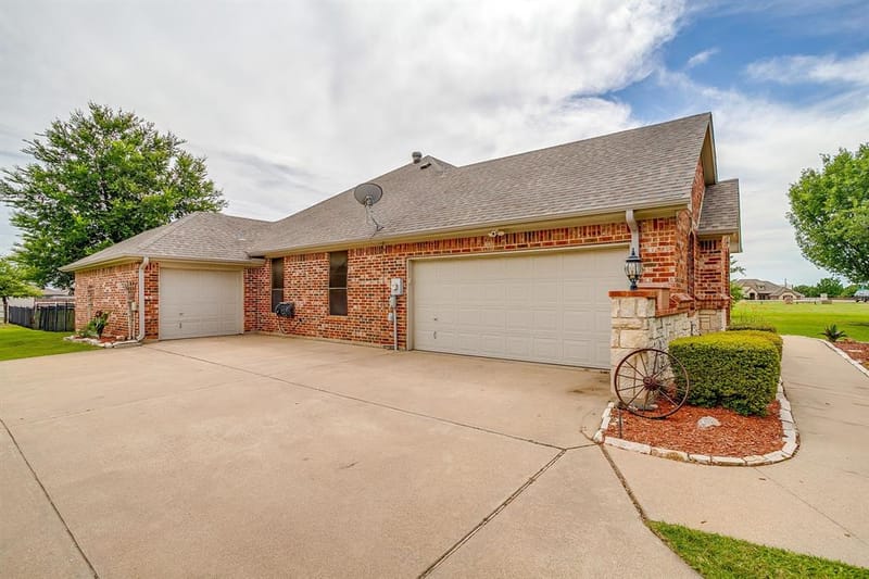 709 Lonesome Prairie Trail, Haslet TX 76052 - Photo 29