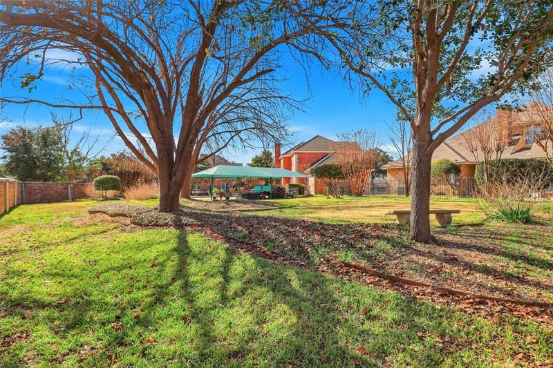 5949 River Bend Drive, Benbrook TX 76132 - Photo 32