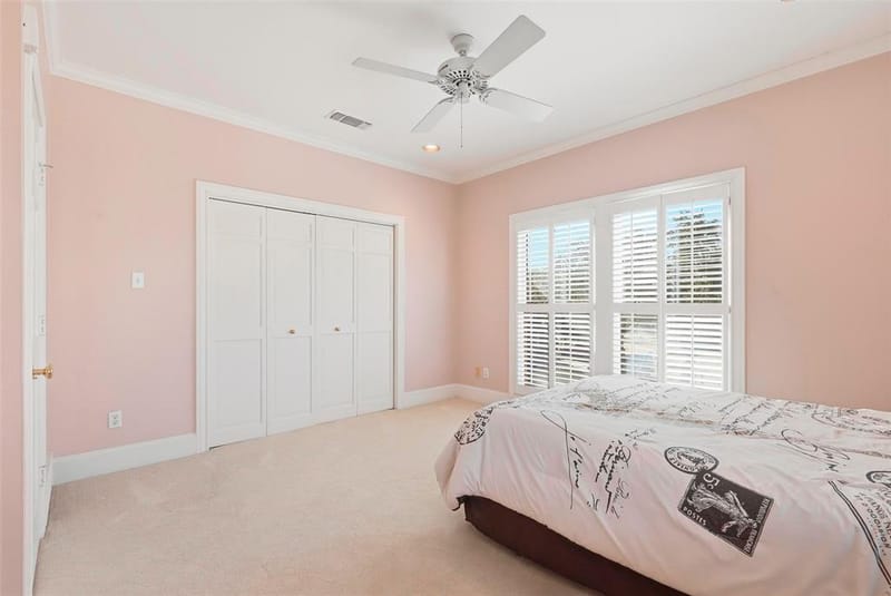 5949 River Bend Drive, Benbrook TX 76132 - Photo 8