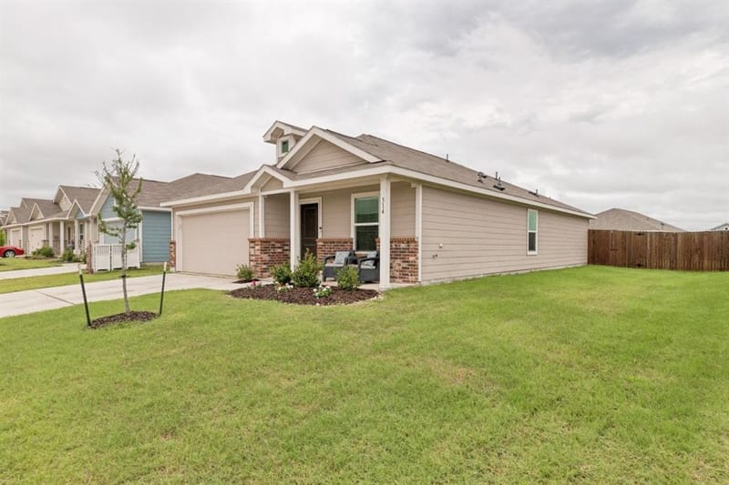 314 Ashbrook Way, Princeton TX 75407 - Photo 2