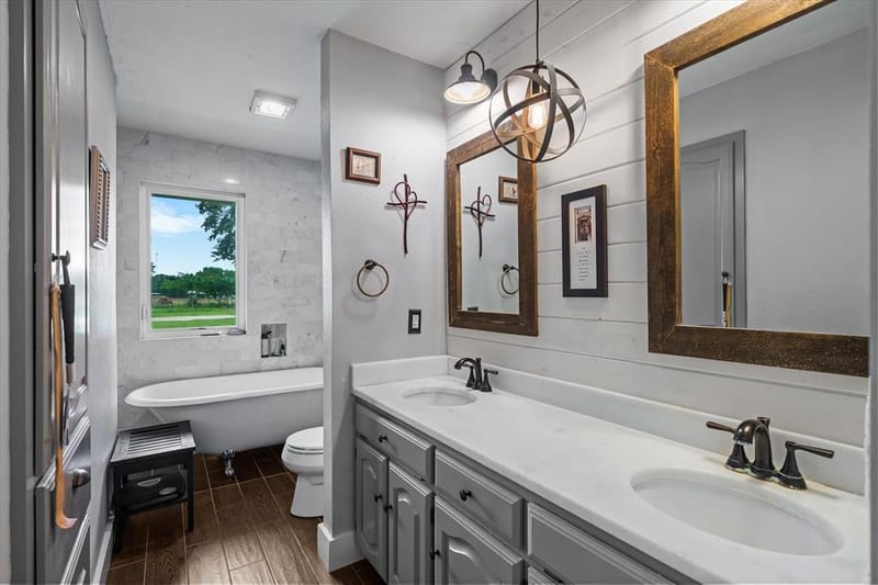 132 Private Road 7105, Edgewood TX 75117 - Photo 17