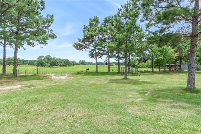 132 Private Road 7105, Edgewood TX 75117 - Photo 26