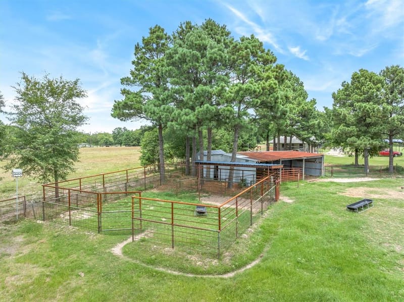 132 Private Road 7105, Edgewood TX 75117 - Photo 34