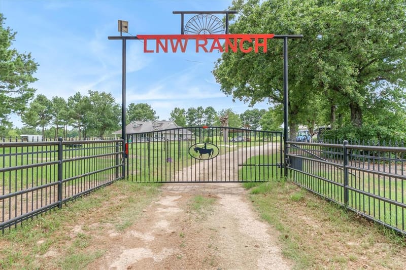 132 Private Road 7105, Edgewood TX 75117 - Photo 8