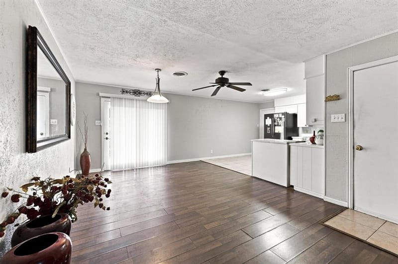 121 S Imperial Drive, Denison TX 75020 - Photo 9