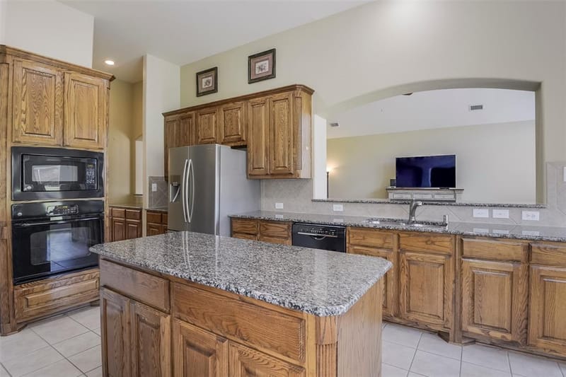 3006 Redcliff Lane, Garland TX 75043 - Photo 17