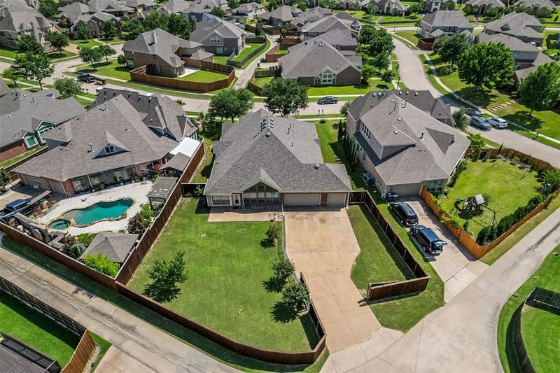 3006 Redcliff Lane, Garland TX 75043 - Photo 33