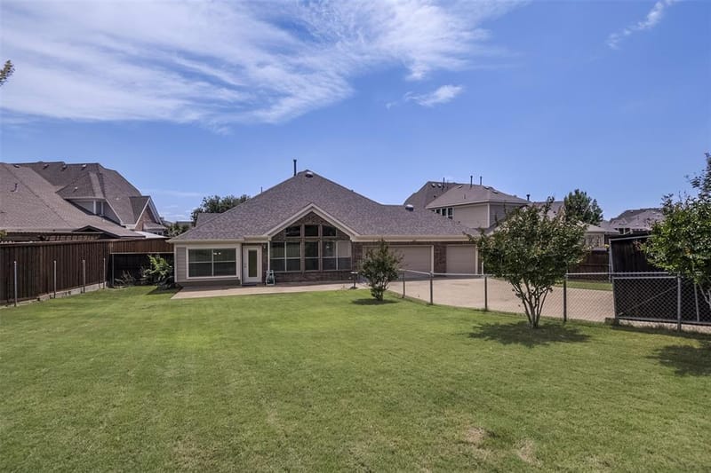 3006 Redcliff Lane, Garland TX 75043 - Photo 31