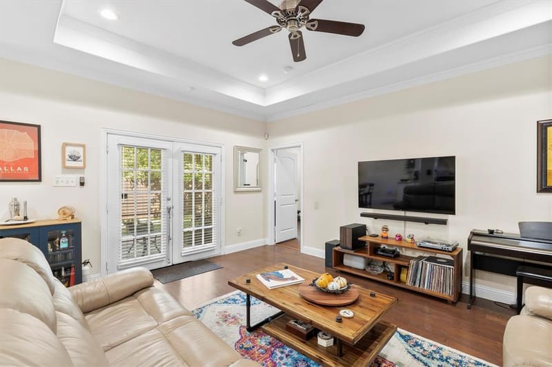 1317 Nolte Drive, Dallas TX 75208 - Photo 5