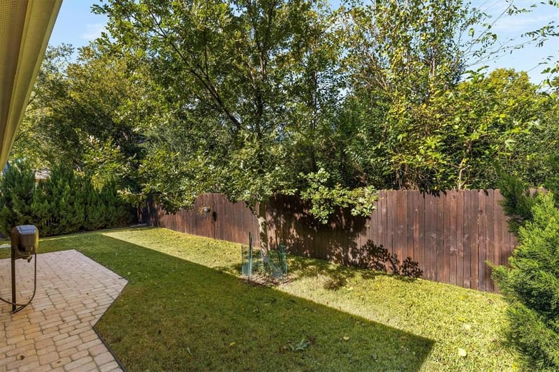 1317 Nolte Drive, Dallas TX 75208 - Photo 24