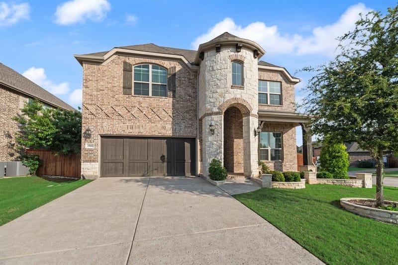 1900 Monahan Drive, Lantana TX 76226 - Photo 4