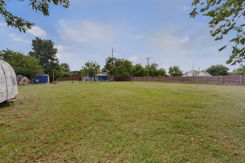 304 E County Line Road, Royse City TX 75189 - Photo 26