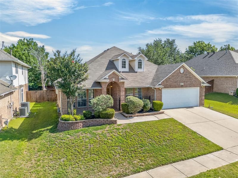 4821 Diamond Trace Trail, Fort Worth TX 76244 - Photo 2