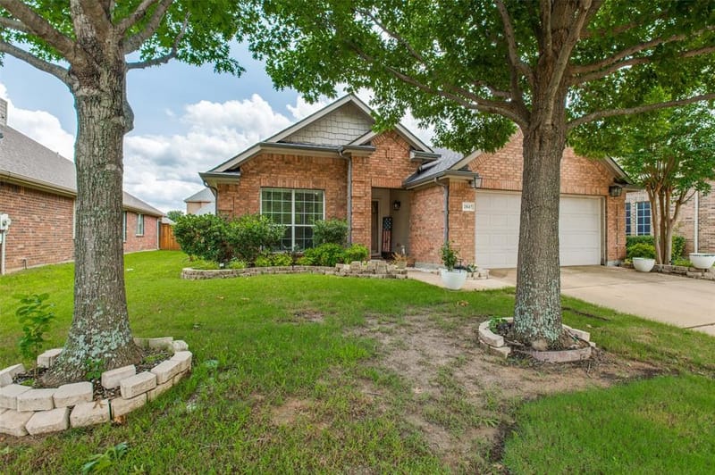 2847 Tranquilo, Grand Prairie TX 75054 - Photo 2