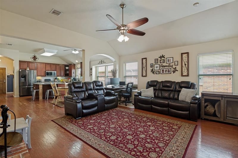 2847 Tranquilo, Grand Prairie TX 75054 - Photo 11