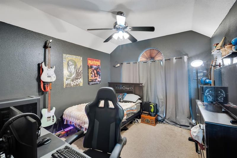 517 Crawford Drive, Burleson TX 76028 - Photo 23