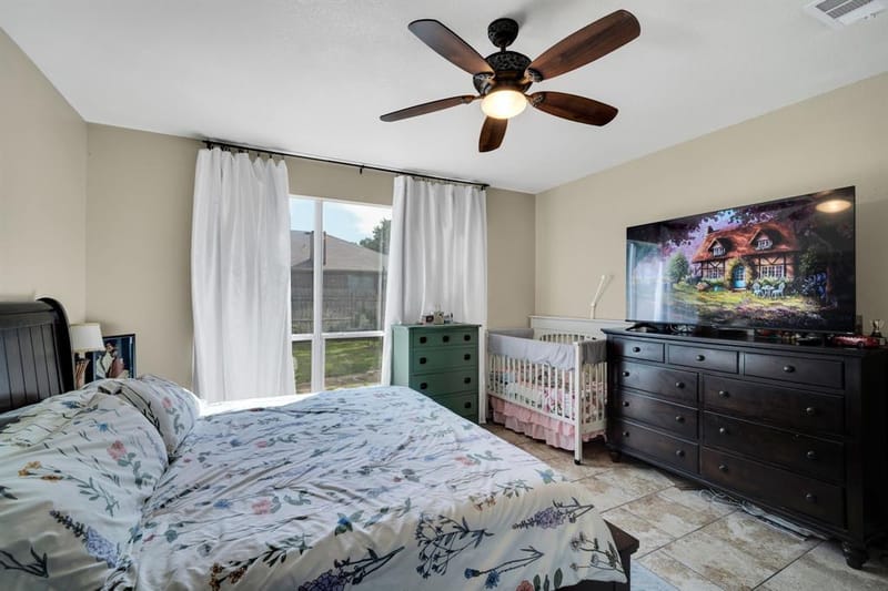 517 Crawford Drive, Burleson TX 76028 - Photo 14