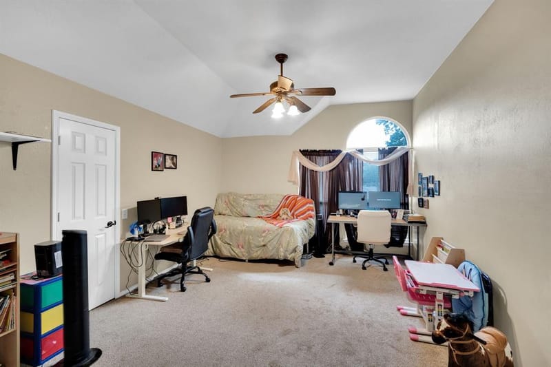 517 Crawford Drive, Burleson TX 76028 - Photo 19