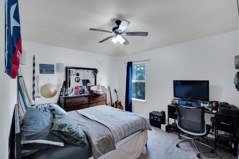 517 Crawford Drive, Burleson TX 76028 - Photo 21
