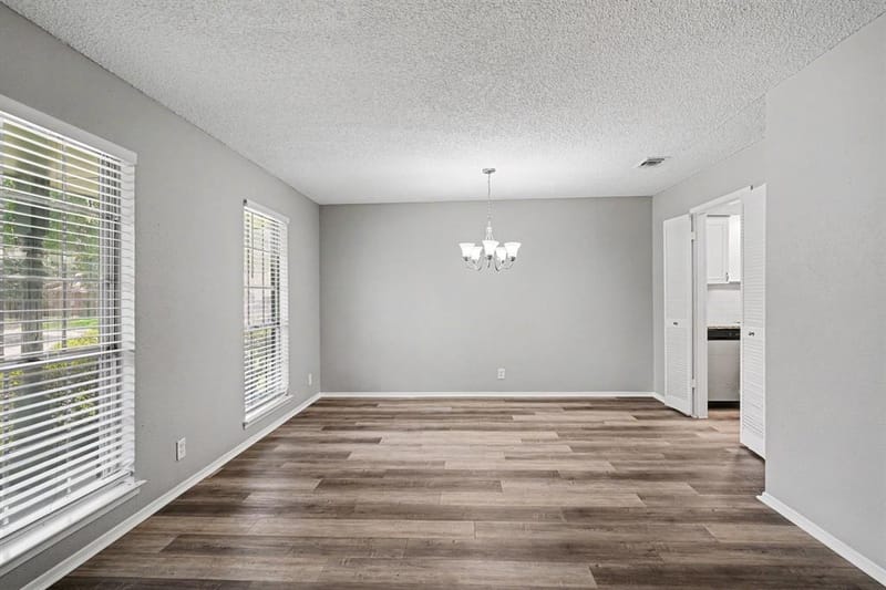 2728 Jewell Drive, Arlington TX 76016 - Photo 7