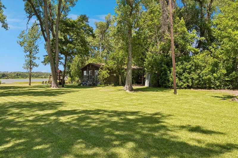 2435 E Lake Drive, Weatherford TX 76087 - Photo 12