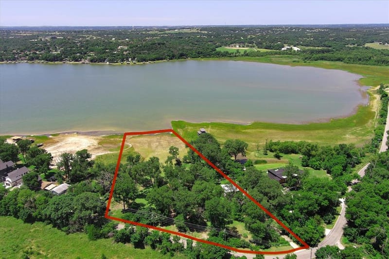 2435 E Lake Drive, Weatherford TX 76087