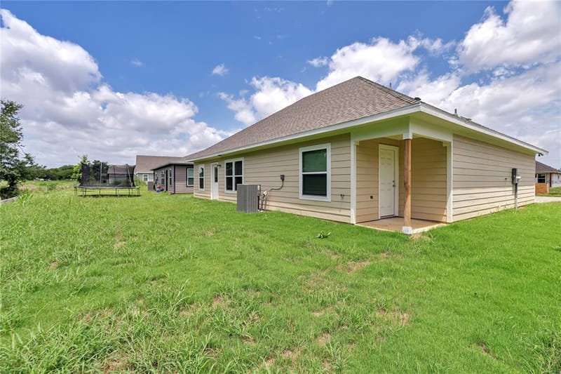 636 Crockett Drive, Cleburne TX 76031 - Photo 24