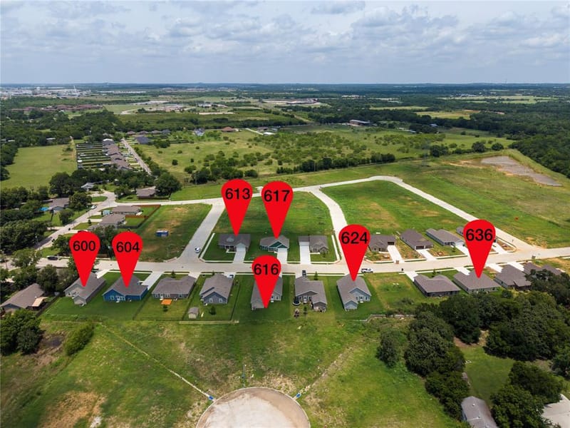 636 Crockett Drive, Cleburne TX 76031 - Photo 25