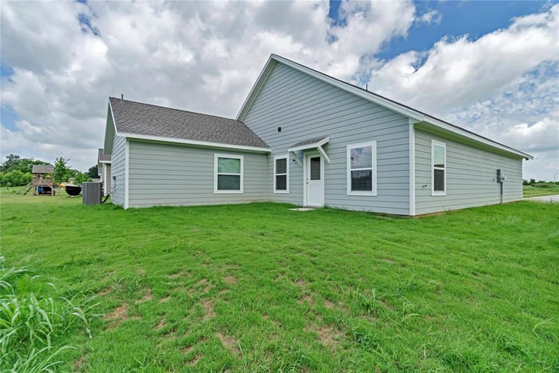 624 Crockett Drive, Cleburne TX 76033 - Photo 24