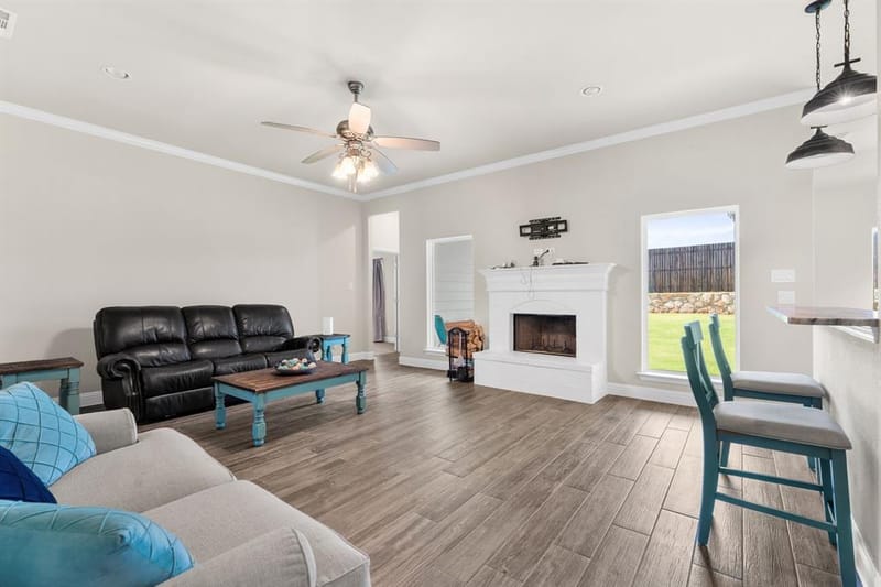 219 Bayless Avenue, Godley TX 76044 - Photo 2