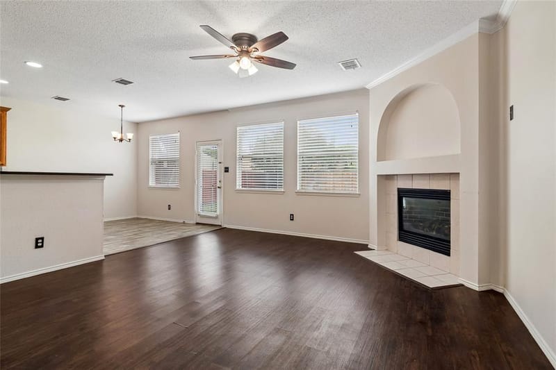 10609 Augusta Lane, Rowlett TX 75089 - Photo 7