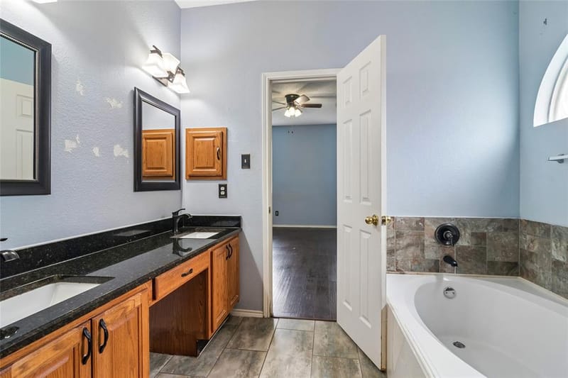 10609 Augusta Lane, Rowlett TX 75089 - Photo 14