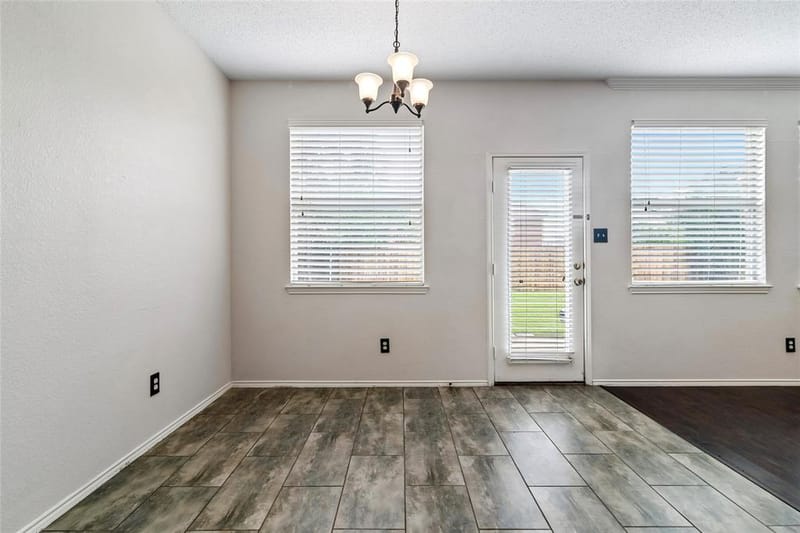 10609 Augusta Lane, Rowlett TX 75089 - Photo 8