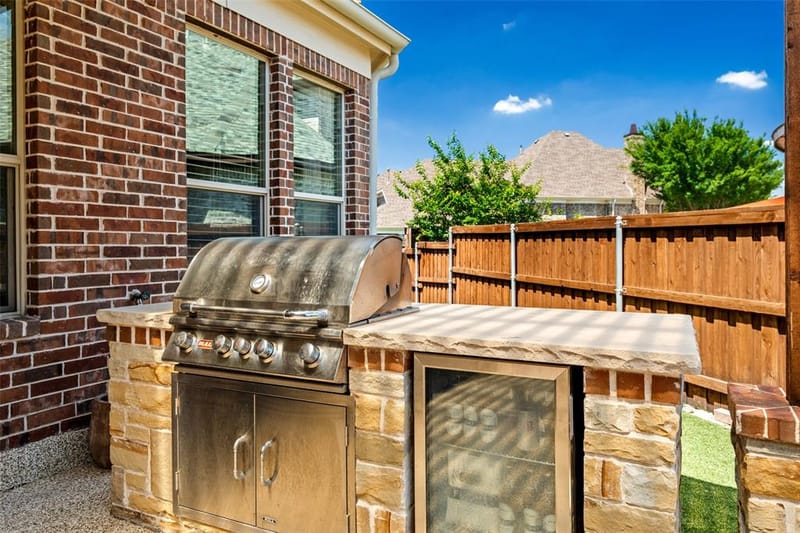 8255 Lindsay Gardens, The Colony TX 75056 - Photo 30