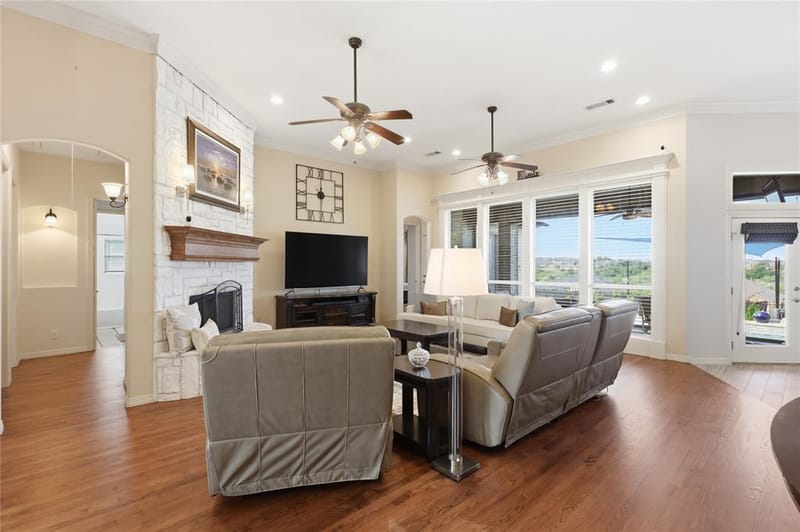 8804 Summit Point Court, Fort Worth TX 76179 - Photo 5