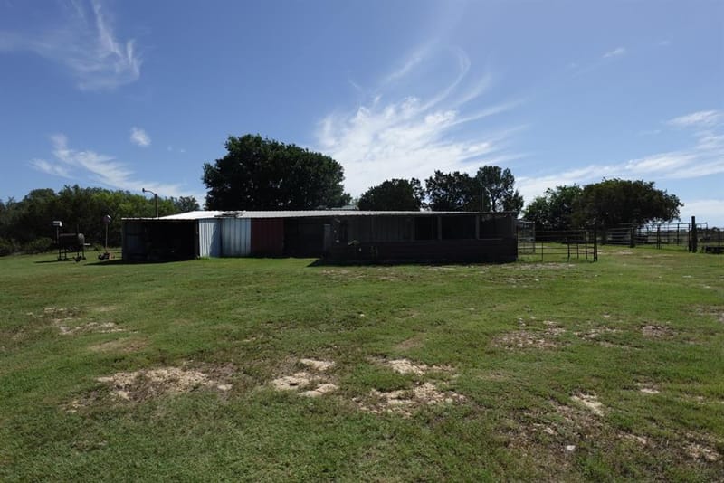 30495 State Highway 6, Hico TX 76457 - Photo 26