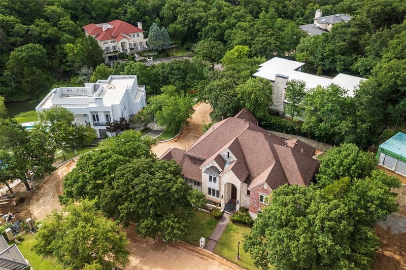 2639 Hemingway Court, Arlington TX 76006 - Photo 5