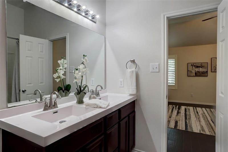 10323 Summit Run Drive, Frisco TX 75035 - Photo 15