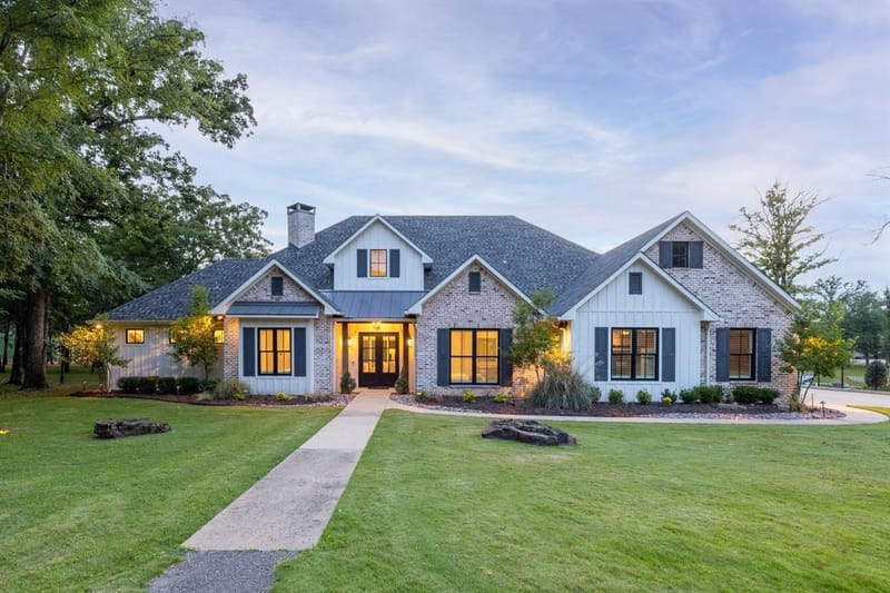 201 Sandpiper Drive, Mabank TX 75156 - Photo 2