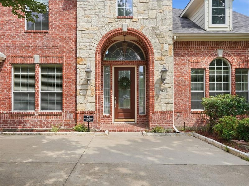 802 Shadybrook Drive, Murphy TX 75094 - Photo 9