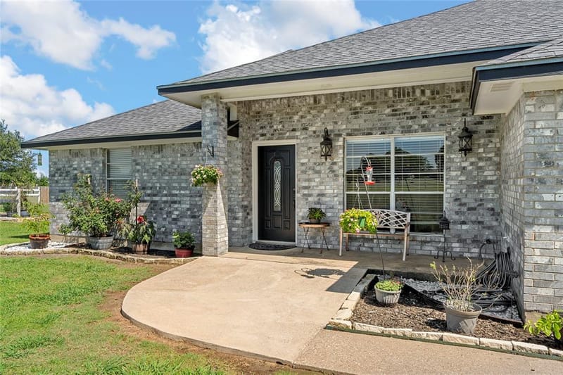 5330 Leroy Parkway, West TX 76691 - Photo 9