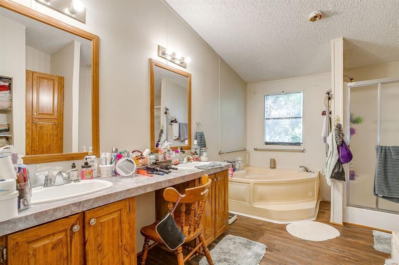 127 Lelon Lane, Springtown TX 76082 - Photo 22